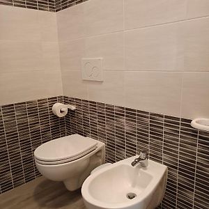 Single Room Bathroom